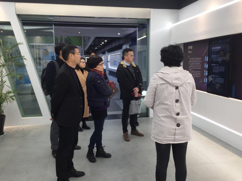 05777195eeda79239c6d6a7be488c26